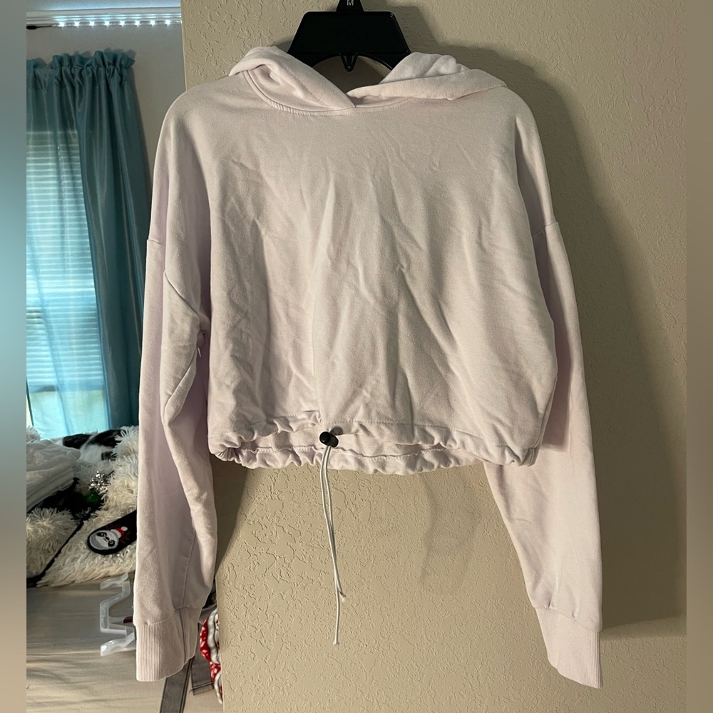 Cropped white hoodie